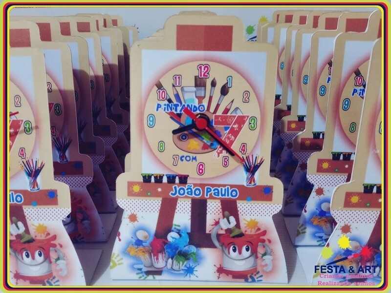 Relógio corte especial - Pintando o 7