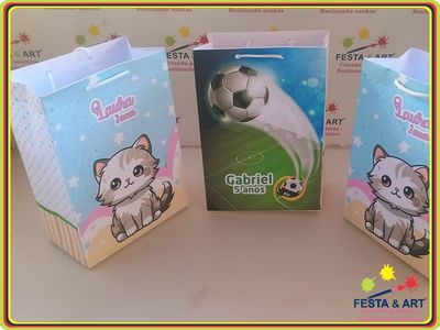 Sacola Personalizada  21 x8x15 cm - Futebol/gata
