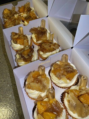 Cupcakes (12)