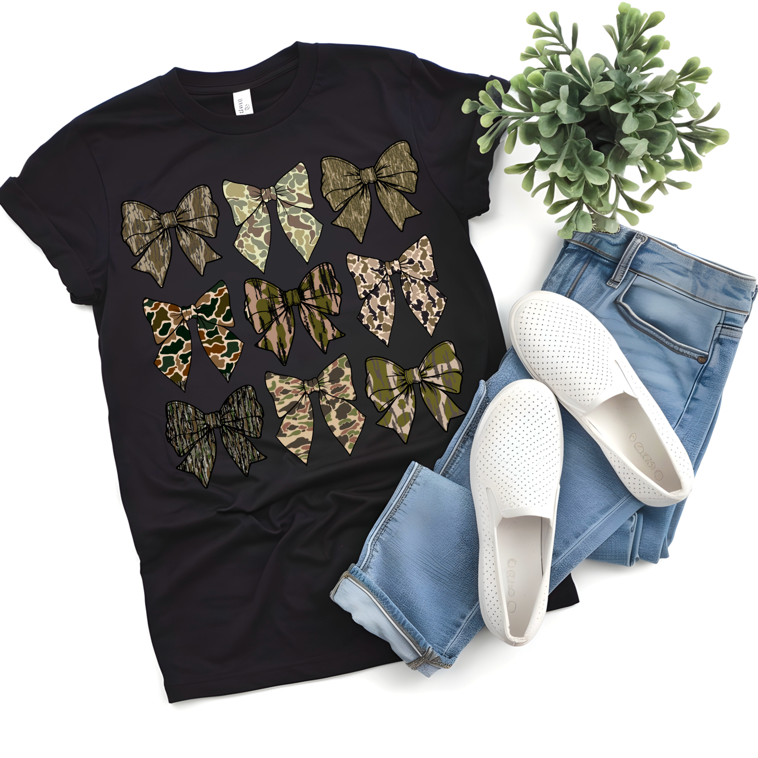 Camo Bows Short Sleeved T-Shirt