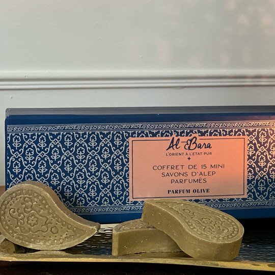 Coffret 15 mini savons olive
