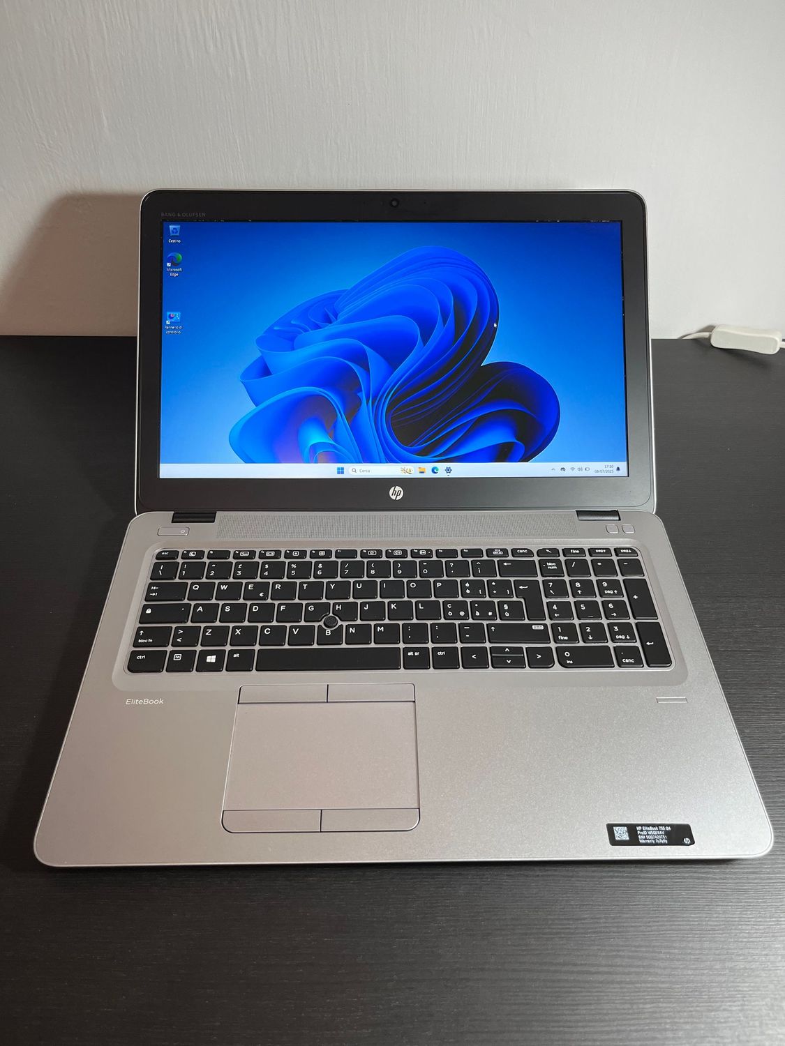 Pc HP Elitebook, Windows 11 pro, SSD 256 gb, RAM 16 gb, tastiera retroilluminata (ricondizionato) + office in regalo