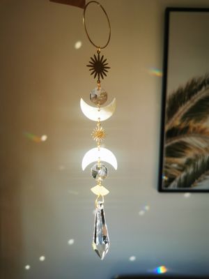 Suncatcher Medium - New Moon Sonnenfänger mit Regenbogenkristallen