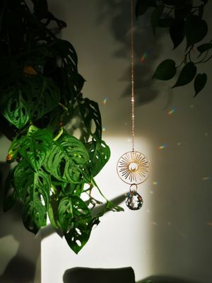 Suncatcher Mini - Moonshine Sonnenfänger mit Regenbogenkristallen zum Hängen fürs Fenster