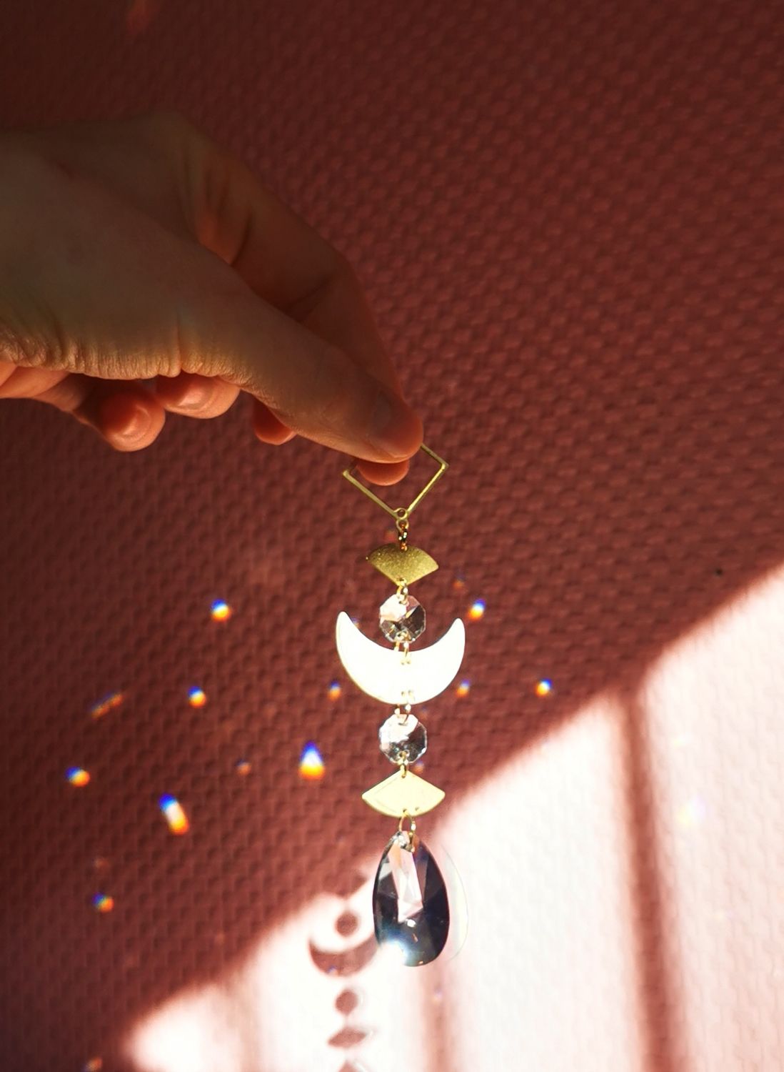 Suncatcher Mini - Little white Moon Sonnenfänger mit Regenbogenkristallen