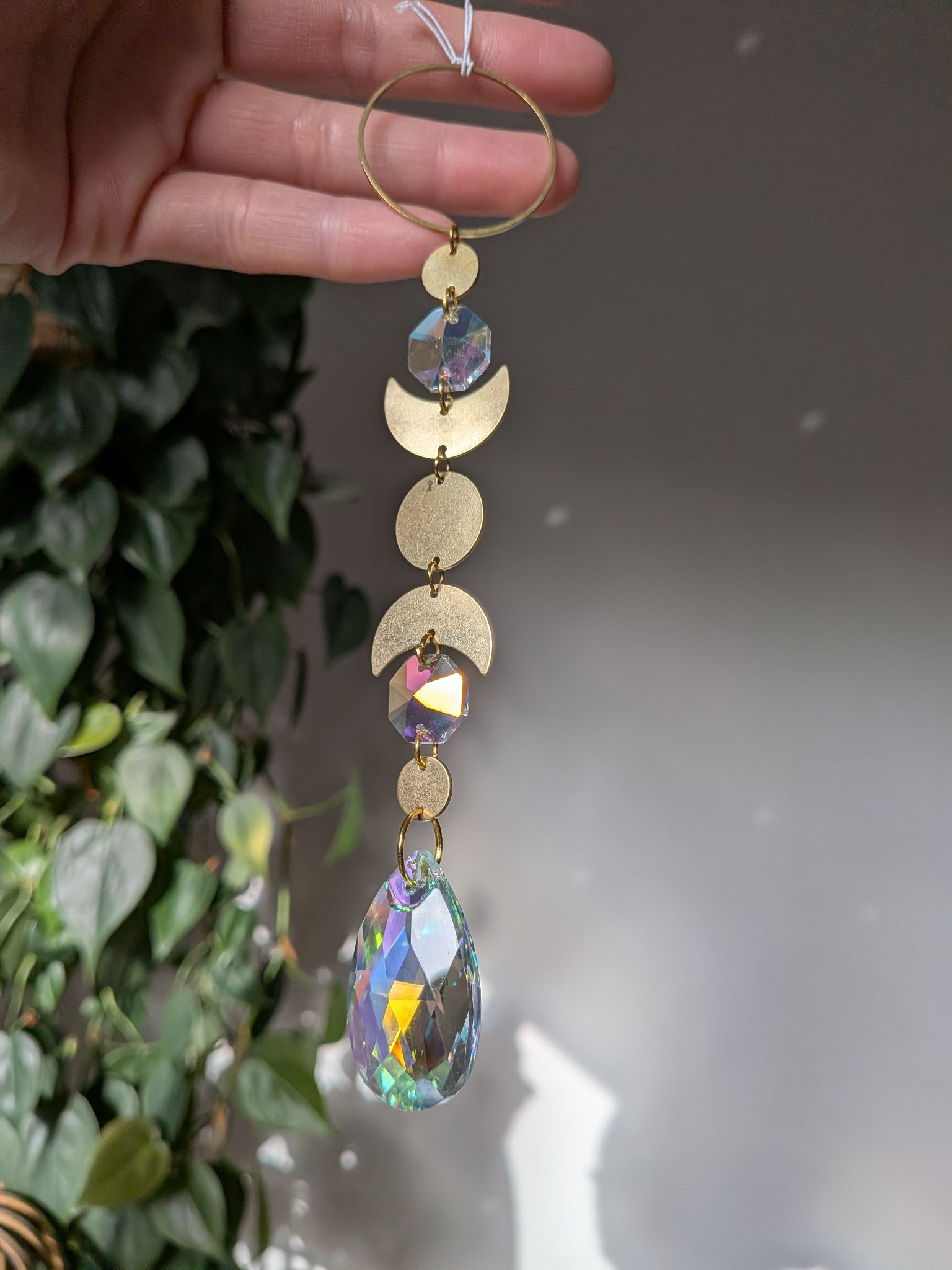 Suncatcher Small - Aurora Moon - Sonnenfänger mit Aurora Borealis Regenbogenkristallen, Iristierender Effekt