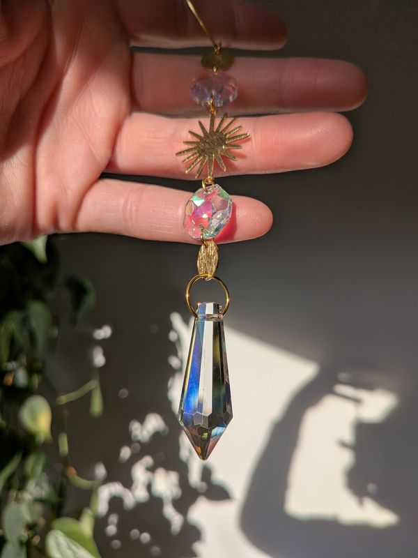 Suncatcher Small - Aurora Sun  - Sonnenfänger mit Aurora Borealis Regenbogenkristallen, Iristierender Effekt