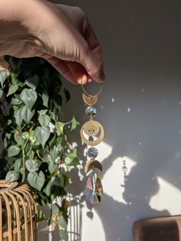 Suncatcher Small -  Mystic Eye  - mystischer Sonnenfänger mit Regenbogenkristallen