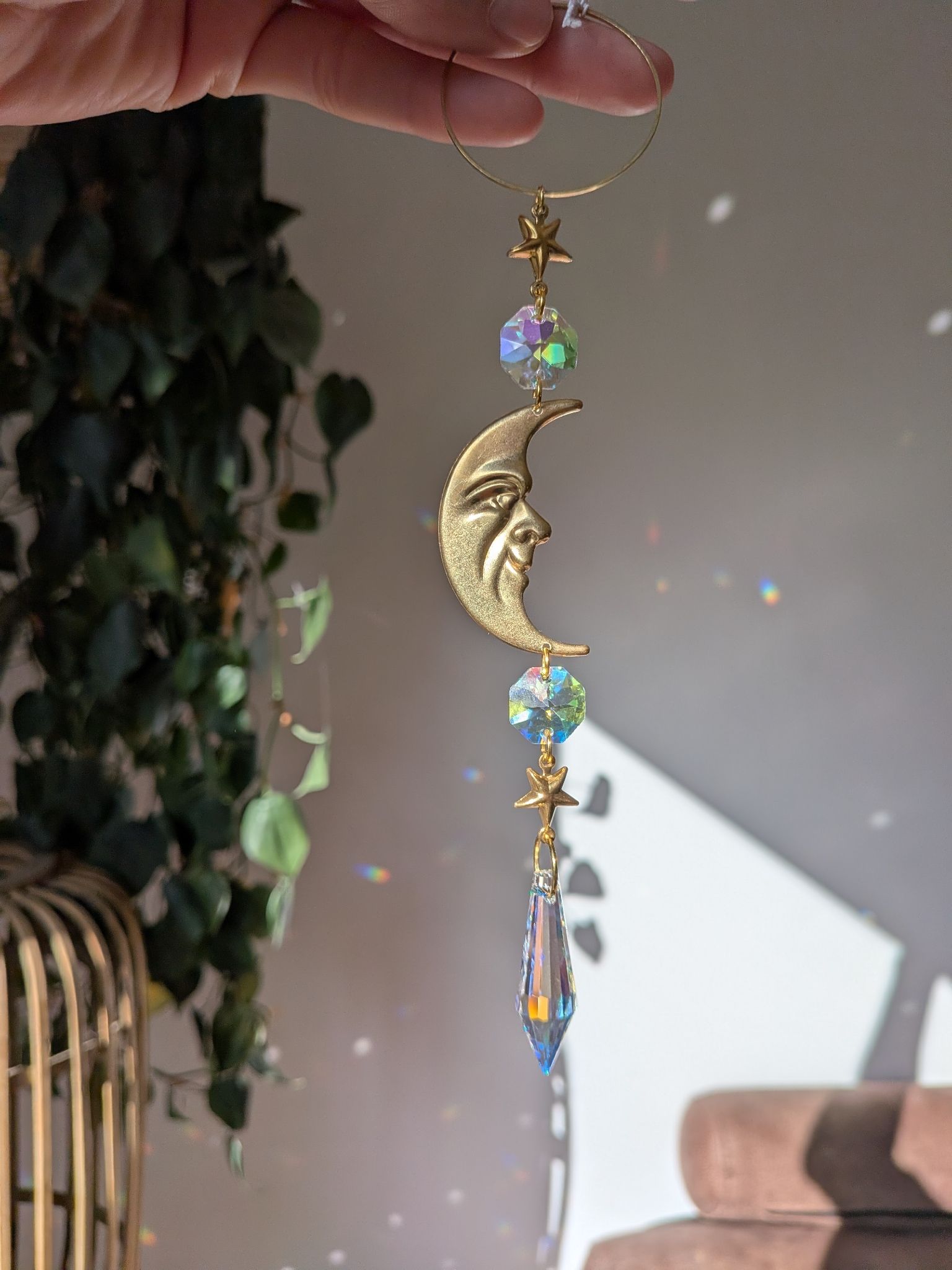 Suncatcher Small - Aurora Mond Stern - Sonnenfänger mit Aurora Borealis Regenbogenkristallen, Iristierender Effekt