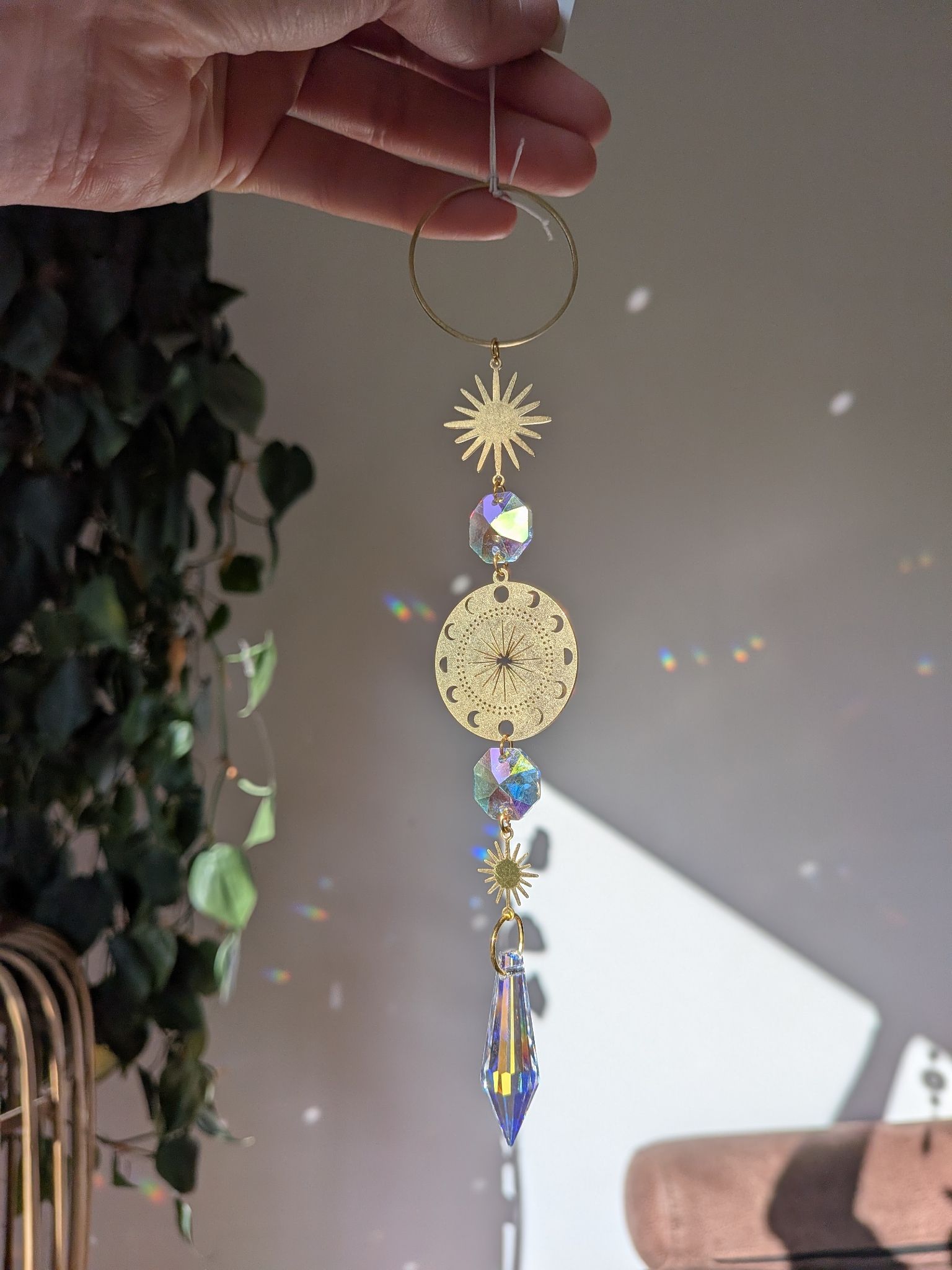 Suncatcher Small - Aurora Moon - Sonnenfänger mit Aurora Borealis Regenbogenkristallen, Iristierender Effekt
