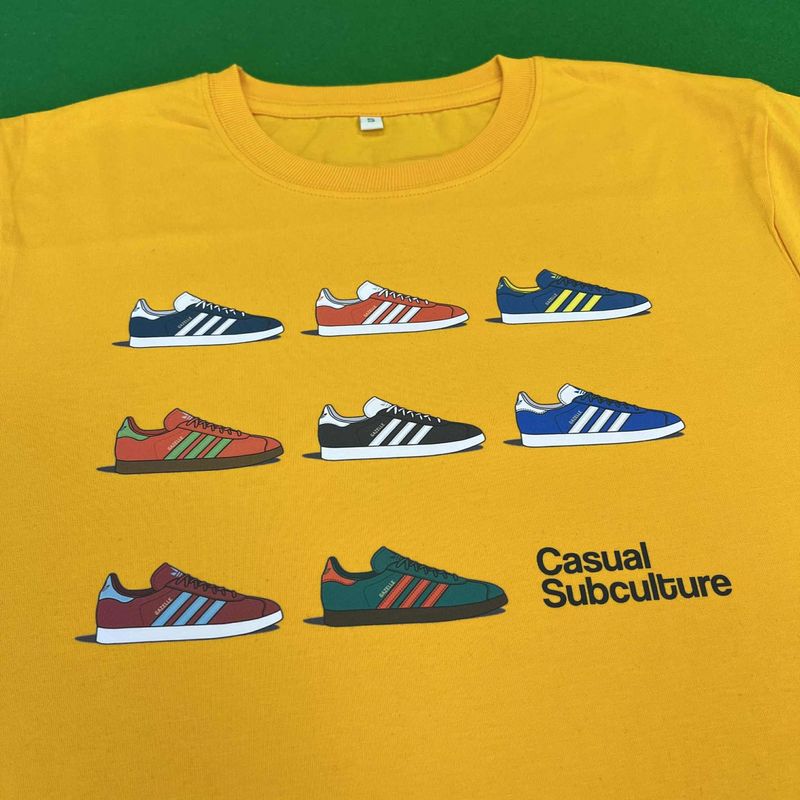 Gazelle Trainer T Shirt - Gold  - SMALL