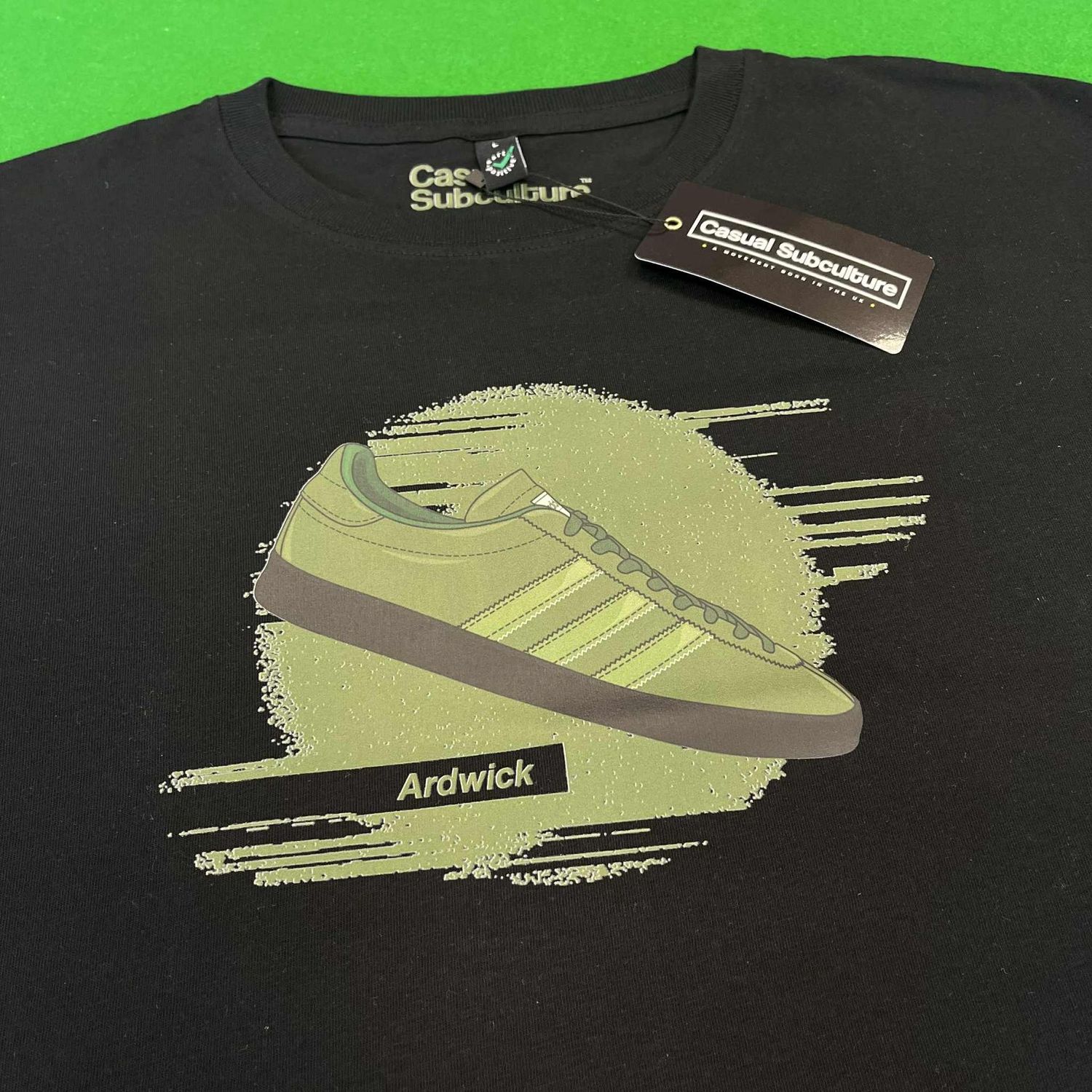 Ardwick Trainer T Shirt - Black  - LARGE