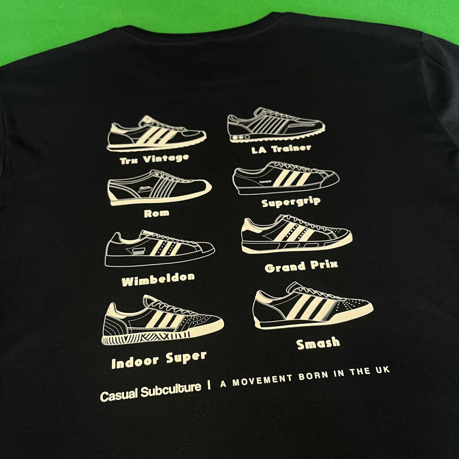 Vintage Trainer Backprint - Black - XL