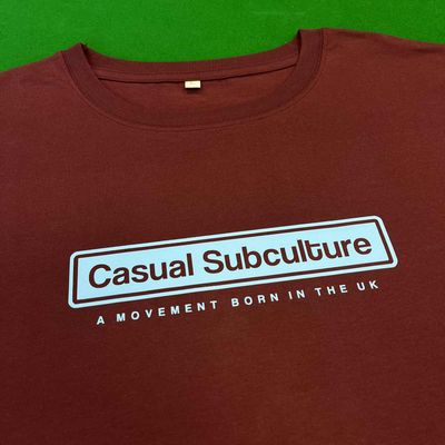 Casual Sub Logo T Shirt - Burgundy - LARGE