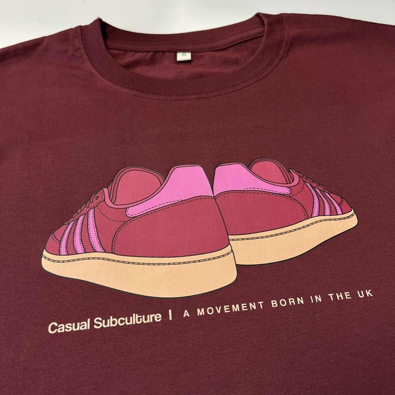 Cordoba Trainers T Shirt - Burgundy - SMALL