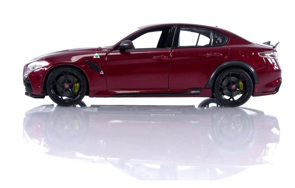 Bburago Alfa Romeo Giulia GTA Rossa Scala 1:18