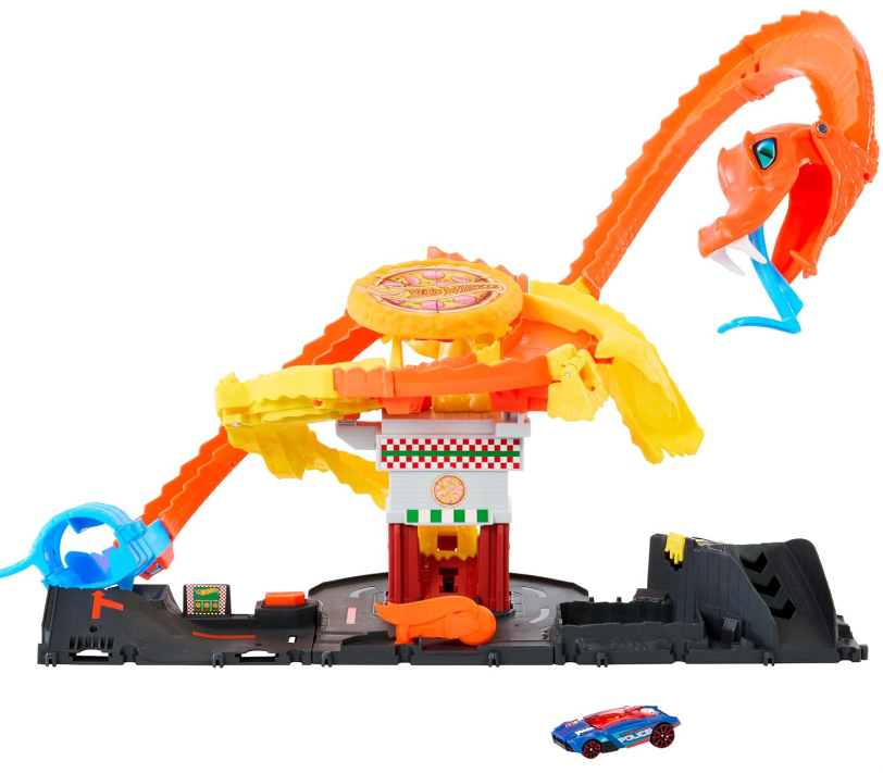 Hot Wheels 'Let's Race' Netflix - Attacco del Cobra in Pizzeria, playset con pista a spirale e funzione a scomparsa casuale con 3 percorsi