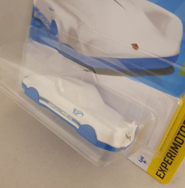 Hot Wheels Limited Edition Porche 911 Carrera