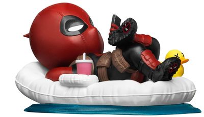 Hero Box Deadpool Sdraiato Statuetta