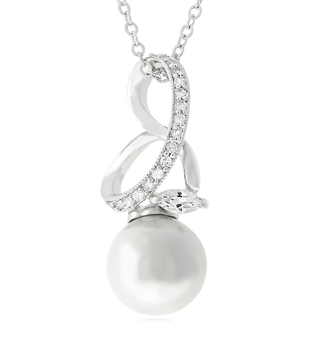 Royalty Pearl Necklace