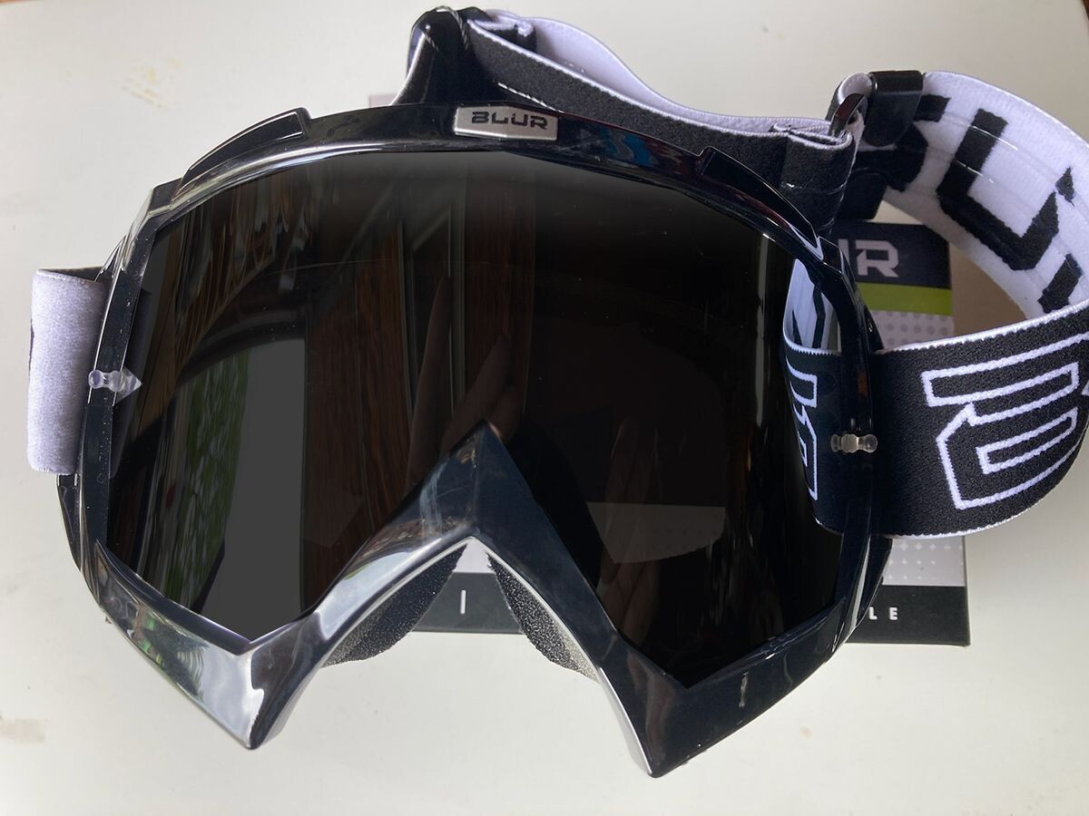 Blur B-10 Goggles, Black/White, Clear Lens