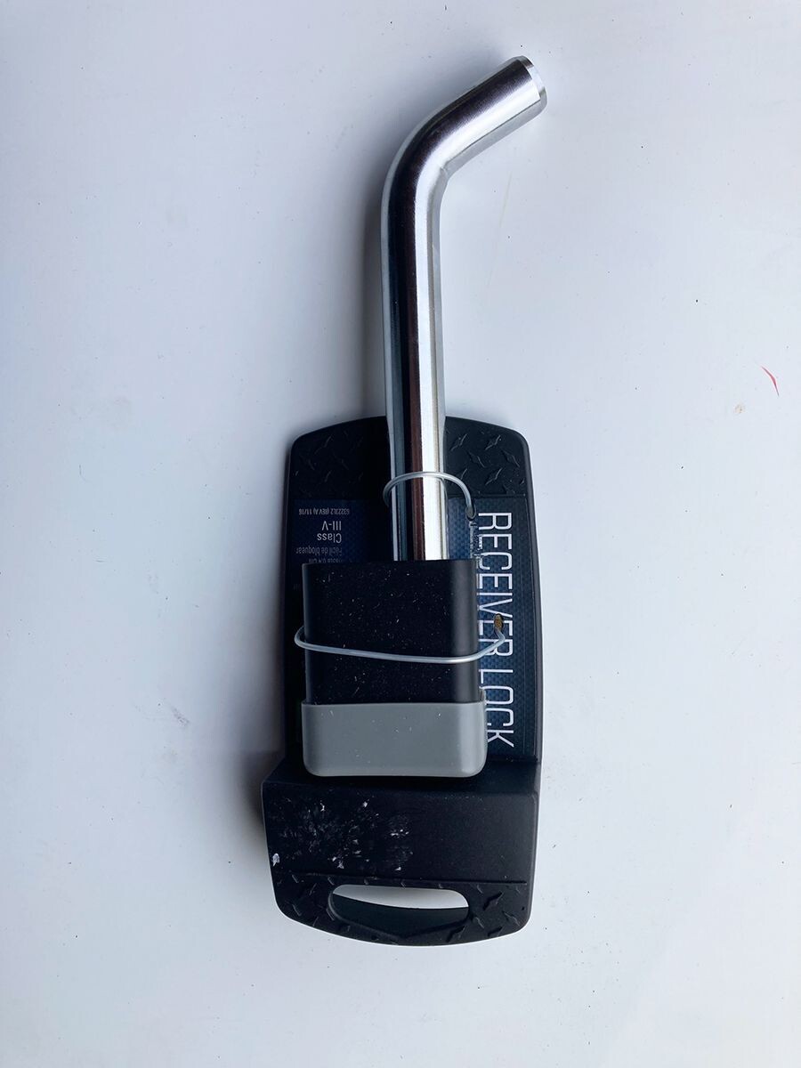 Locking 5/8" Hitch Pin for all 2" Receivers