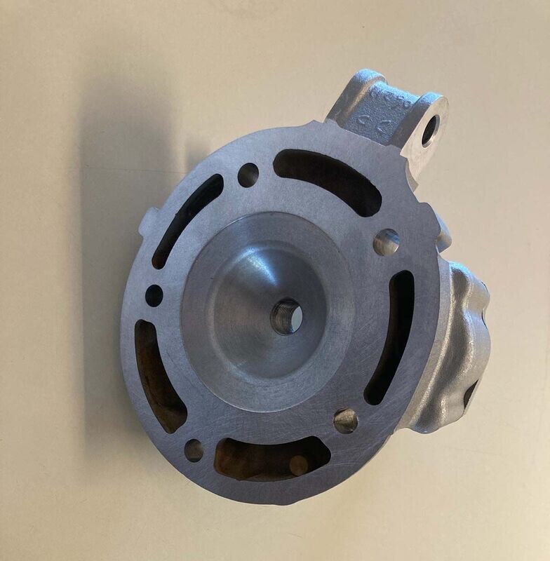 Milled Head for TSE25OR. Increases compression by approximately 15psi. Increases bottom end power and improves throttle response. Also makes for a quick start. Milled Head for TSE25OR. Increases compression by approximately 15psi. Increases bottom end power and improves throttle response. Also makes for a quick start.