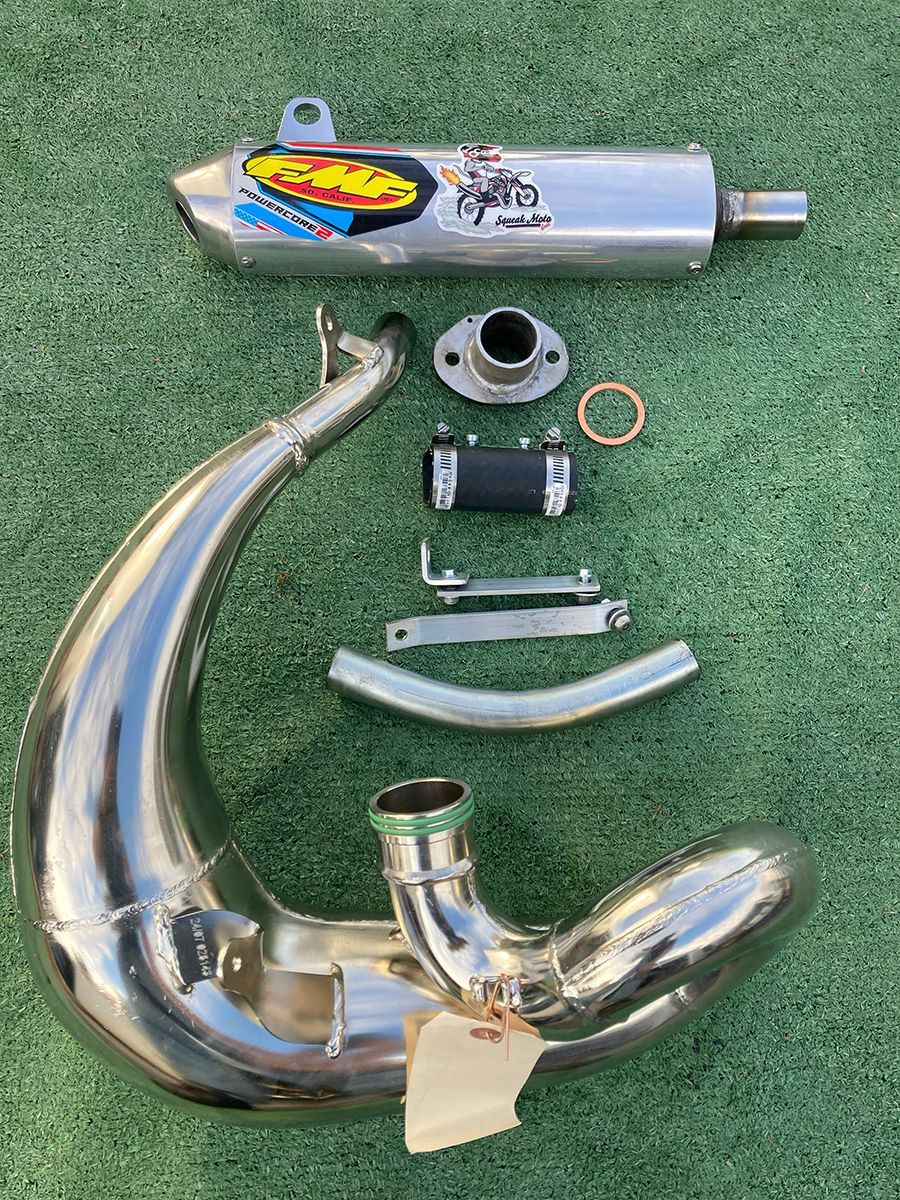 Complete FMF Exhaust System for TSE250R 2021.5 - 2025. Includes everything to install complete system. Cylinder to pipe adapter with copper washer gasket. 90mm pipe springs. ↓ Complete FMF Exhaust System for TSE250R 2021.5 - 2025. Includes everything to install complete system. Cylinder to pipe adapter with copper washer gasket. 90mm pipe springs. ↓