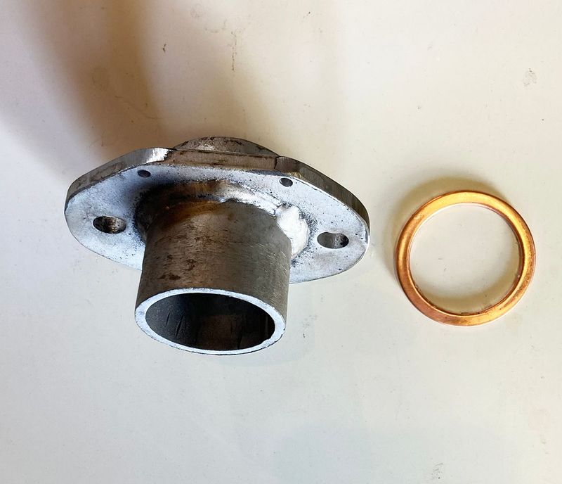 Exhaust Pipe Adapter for TSE250R. Works with spring mounted pipes with 43mm I.D. Comes with copper washer gasket. Exhaust Pipe Adapter for TSE250R. Works with spring mounted pipes with 43mm I.D. Comes with copper washer gasket.