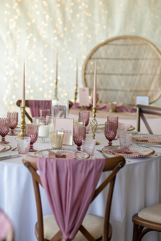 Chair decor - Vertical fabric drop