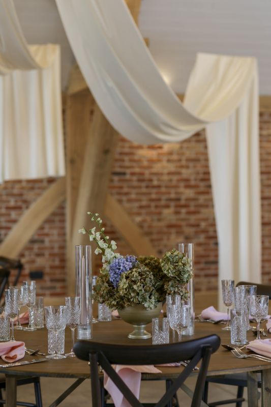 Draping ceiling
