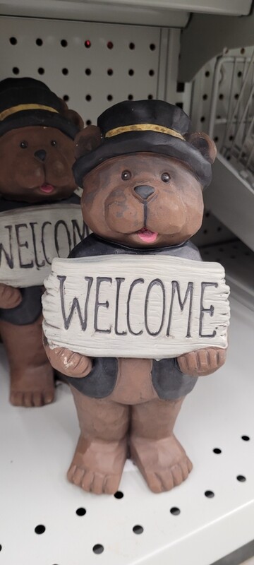 Welcome bear statue