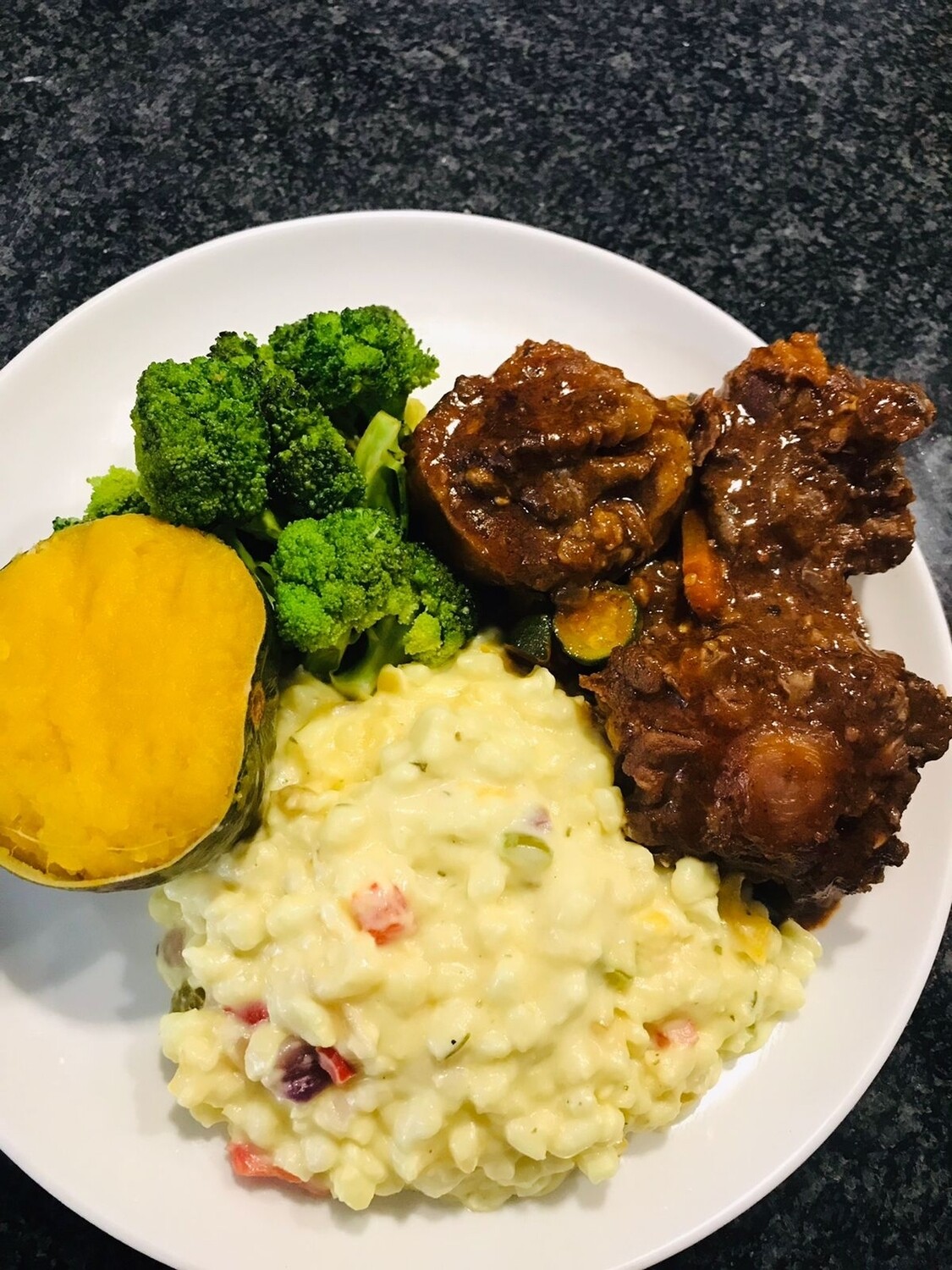 Oxtail meal