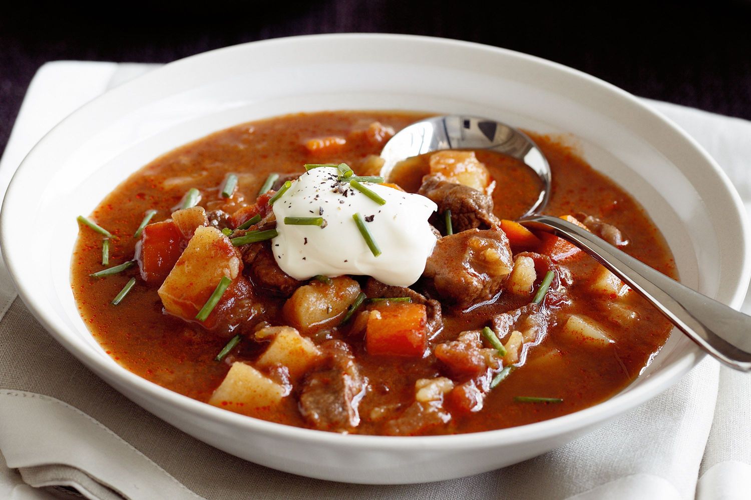 Hearty Beef Goulash Soup