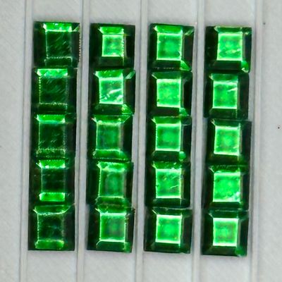 5mm Shimmer Stones Emerald