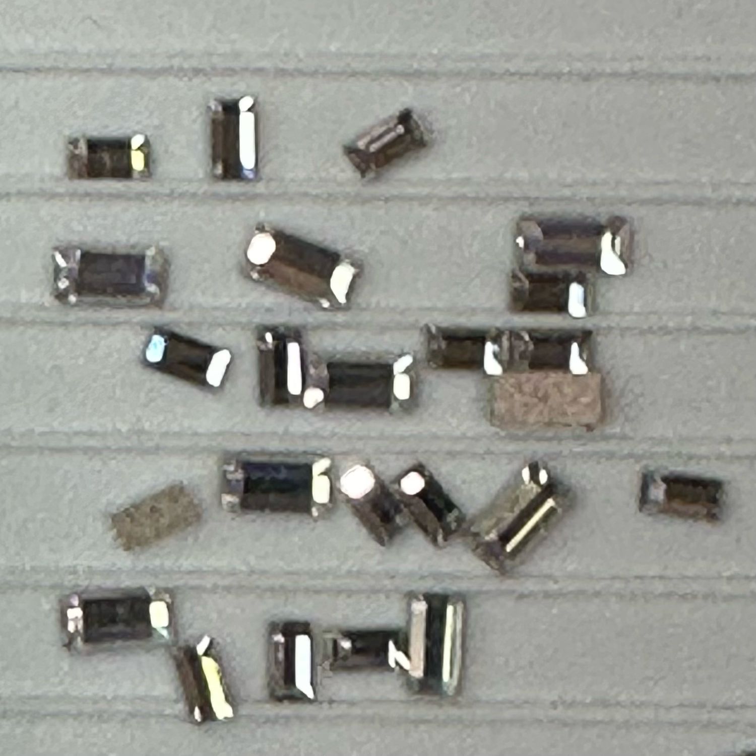 2.5mm X 5MM Shimmer Stones Purple Light