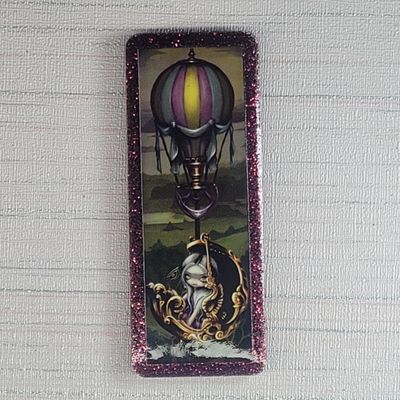 Artwork Cover Minder Balloon Chariot