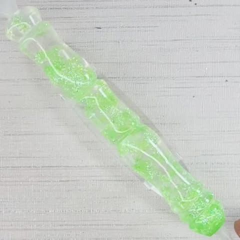 ***Diamond painting Pen 6” Green glittered snowflakes