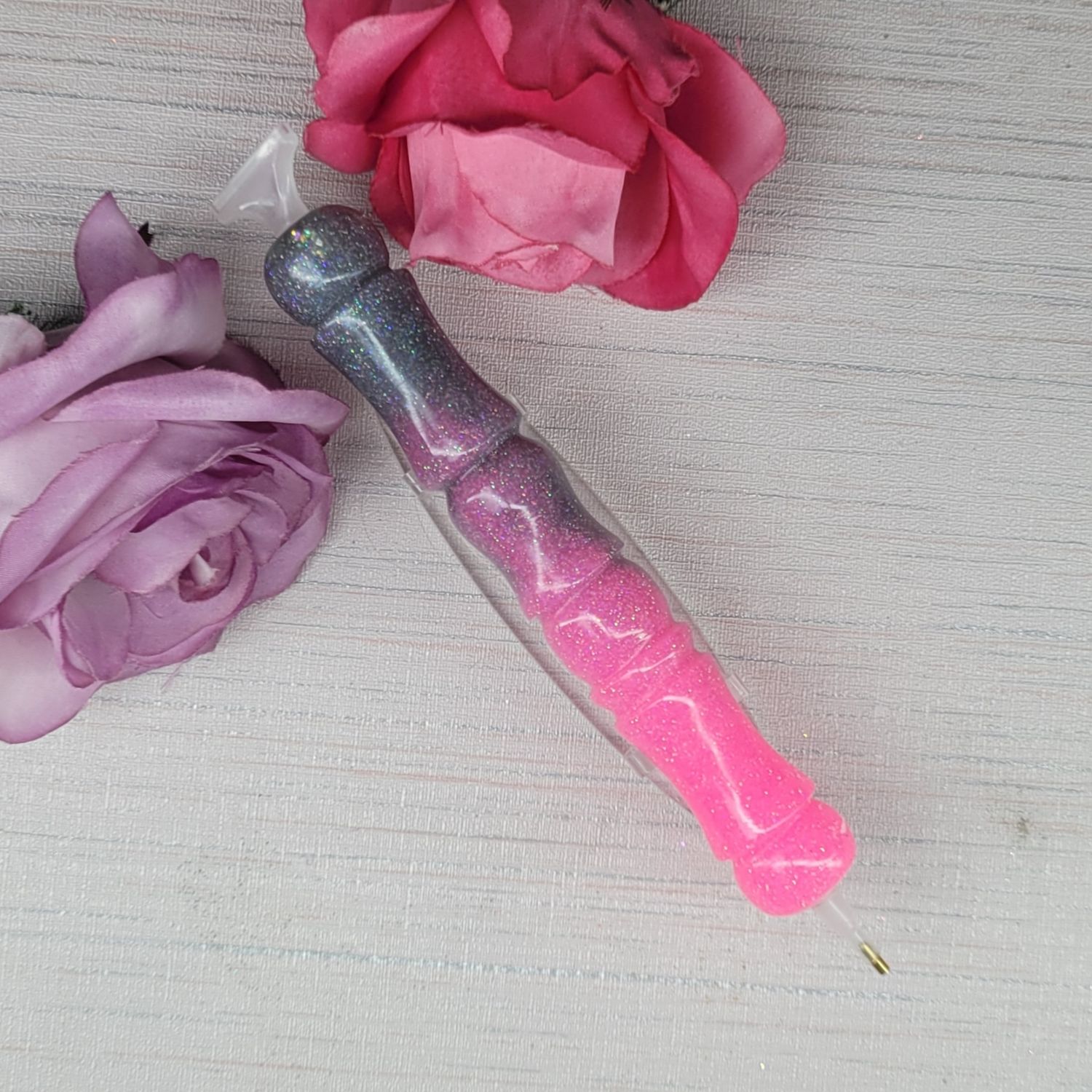 ***Diamond painting Pen 6" Changes Color in sunlight