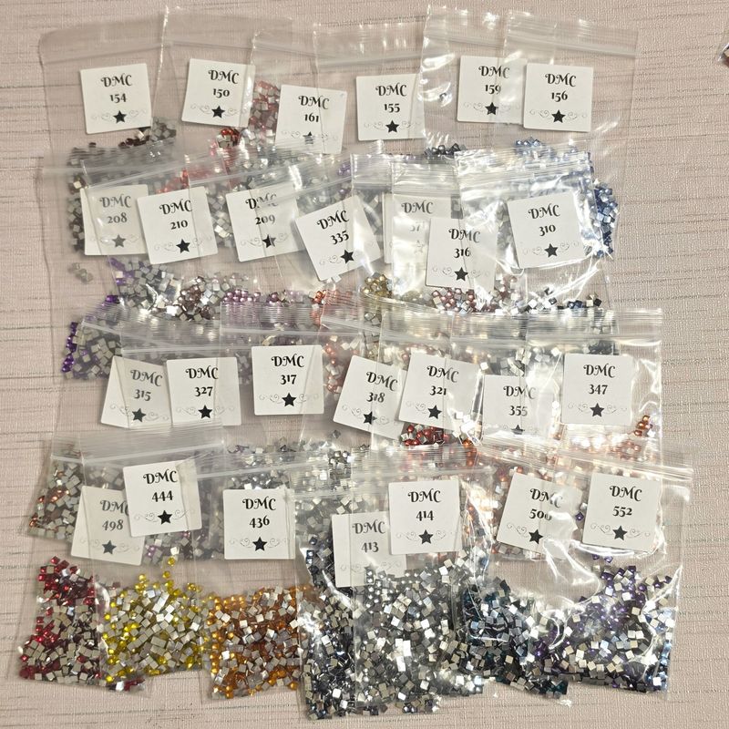 117 Colors Square Crystal Diamond Painting Drills | 117 Standard/ Choice to add on 25 AB + 4 Pearl + Glow in the Dark| 3g Each | Replacement Diamond Art Beads | Square Crystal Drill Set