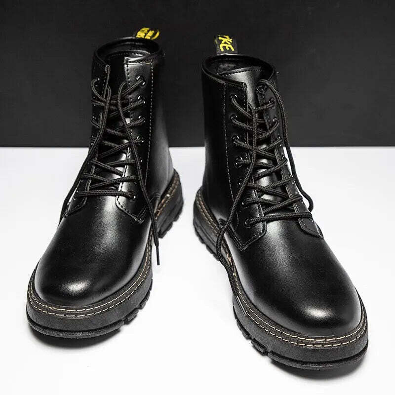 Autumn Martin Boots High Top Fashion Boots Popular Military Boots British Style Black Men&#39;s Leather Boots