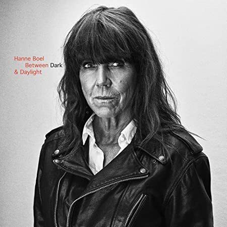 HANNE BOEL BETWEEN - Dark & Daylight