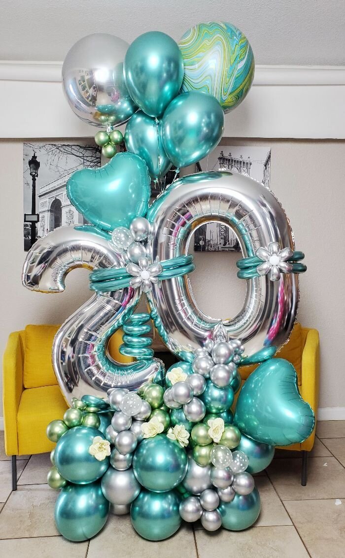 Birthday globos flowes