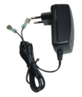 LYIJYAKKULATURI DC 12V / 1,3A