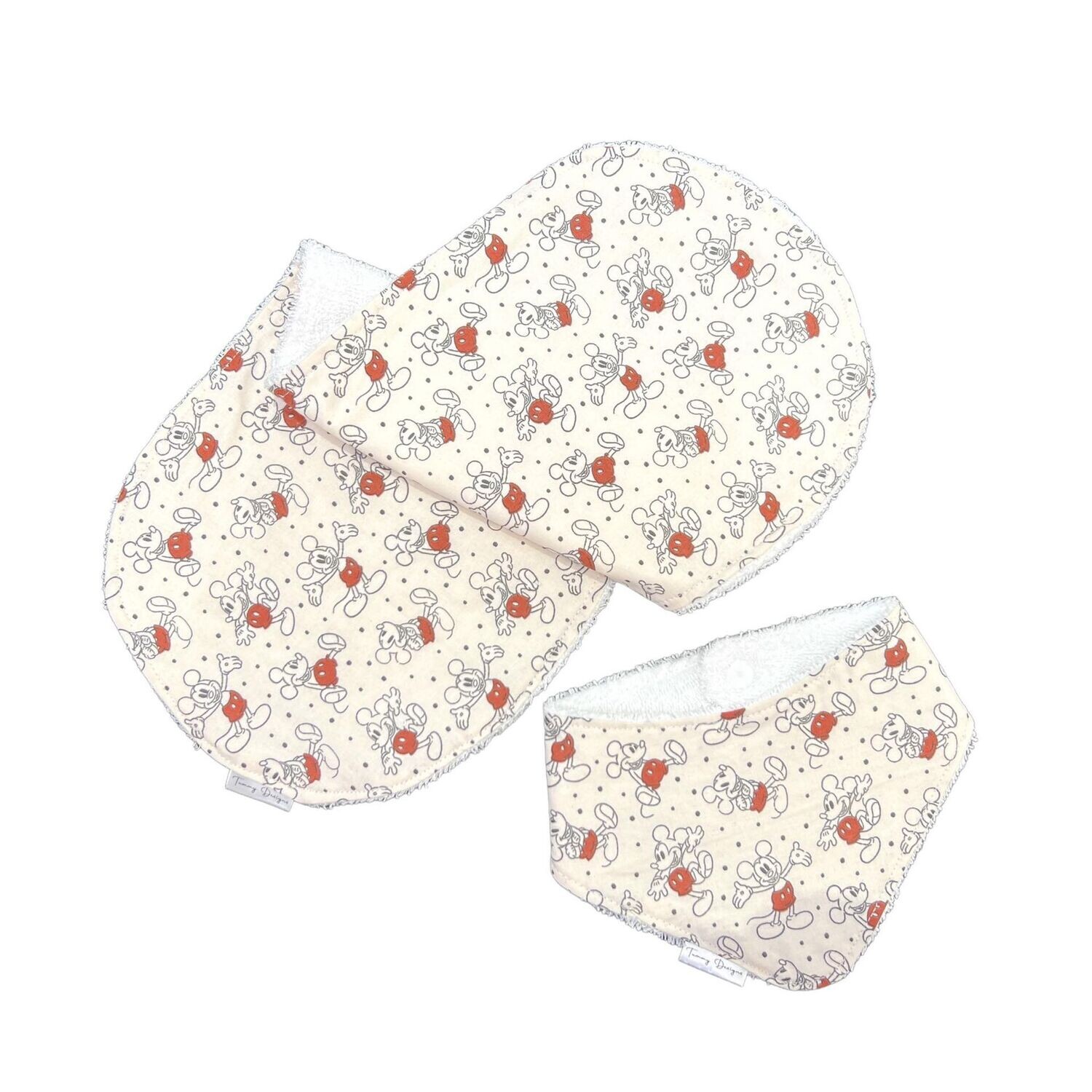 Bib & Burp Set 29