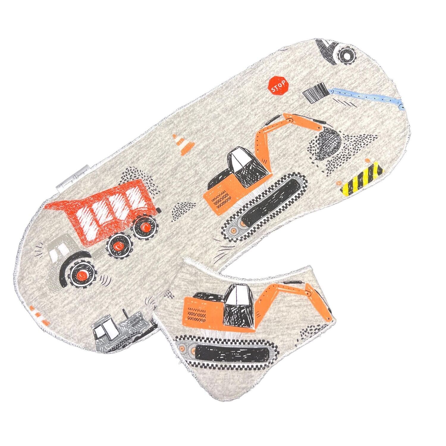 Bib & Burp Set 8