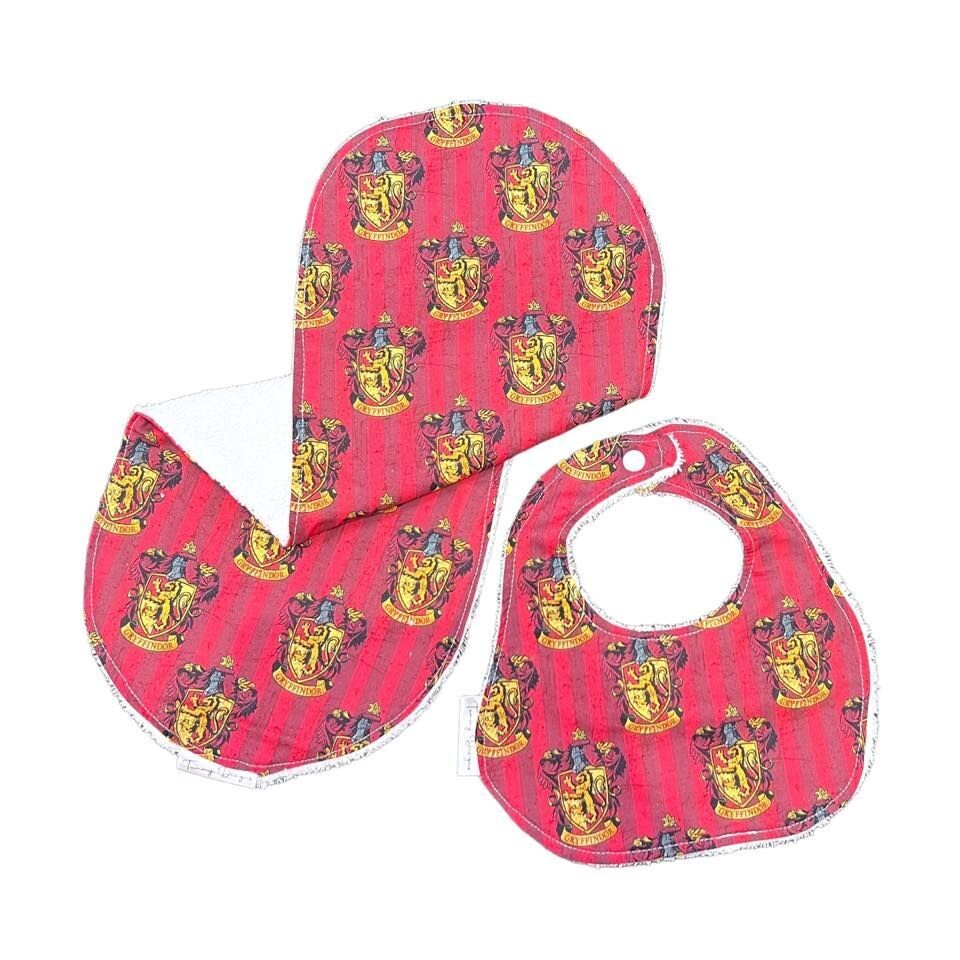 Bib & Burp Set 22