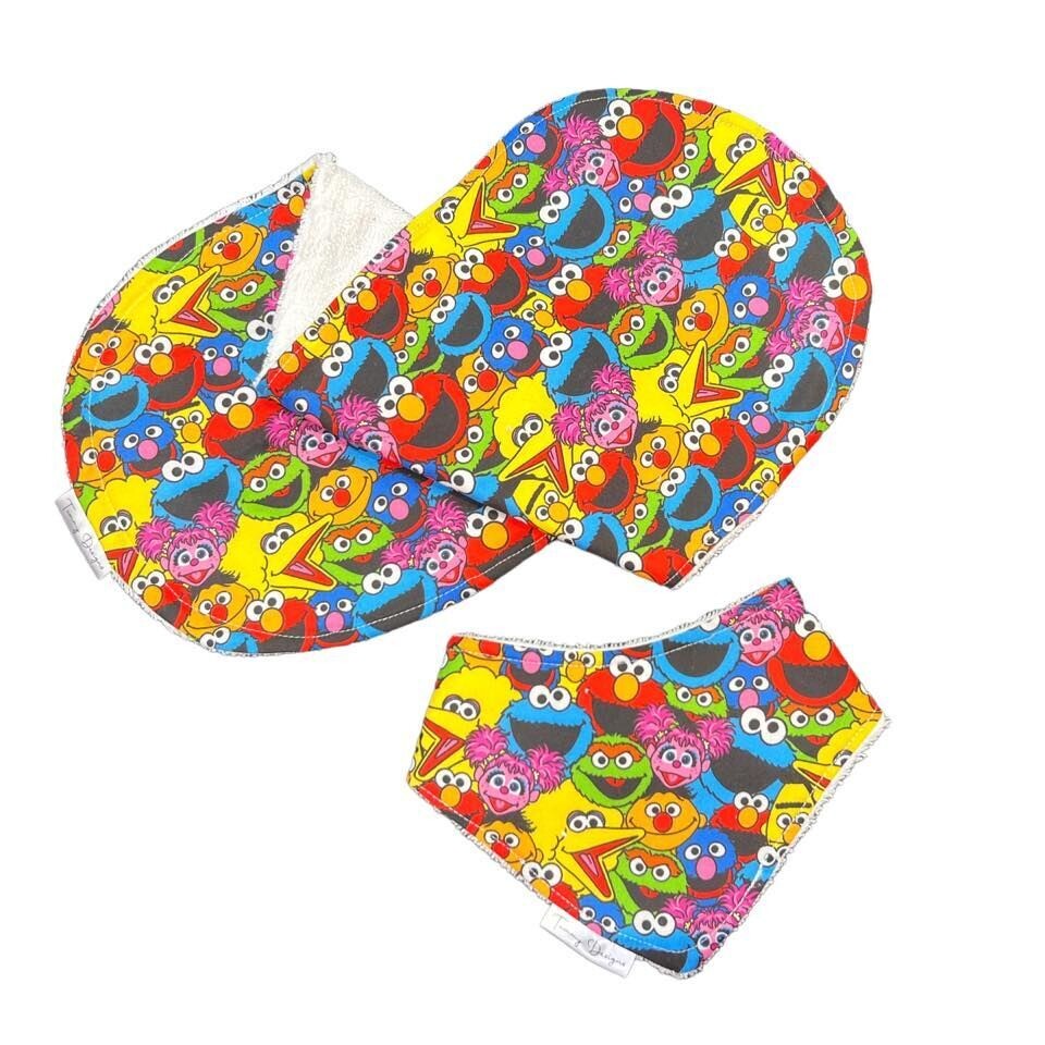 Bib & Burp Set 39