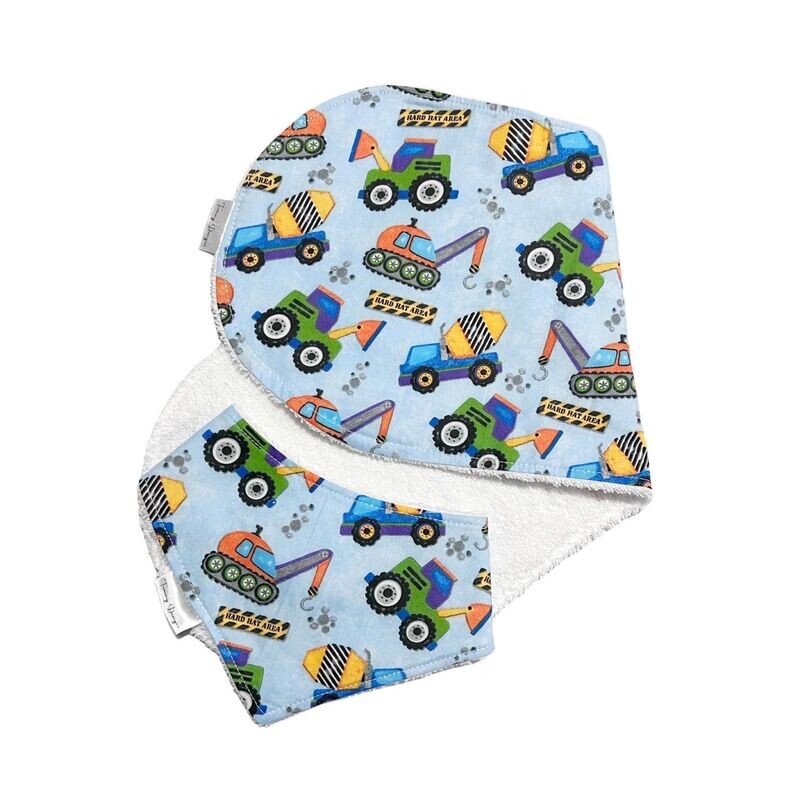 Bib & Burp Set 59