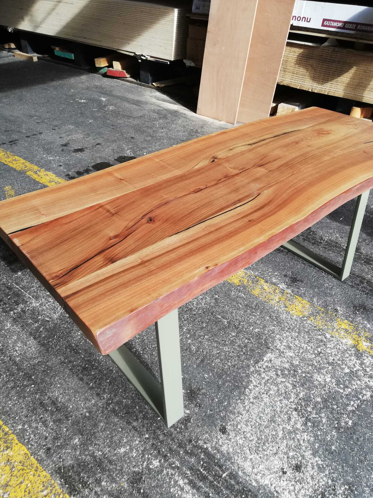 tavolo scrivania  in noce nazionale giuntato